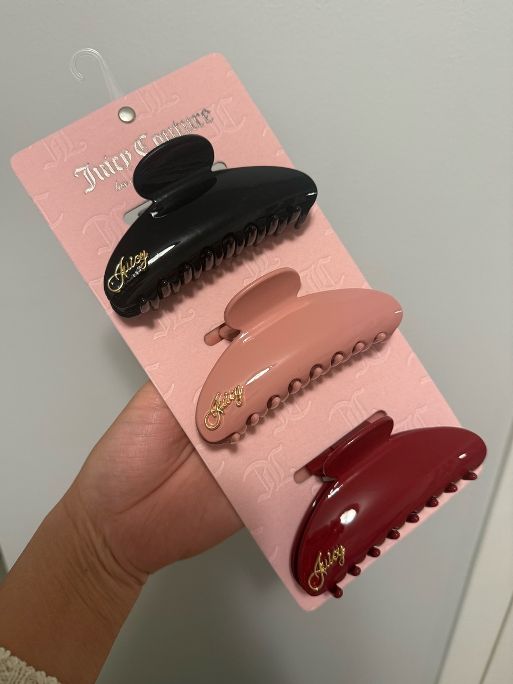 Juicy Couture 3-pack Claw Hair Clip Black Blush Pink, Burgandy - Picture 2 of 9